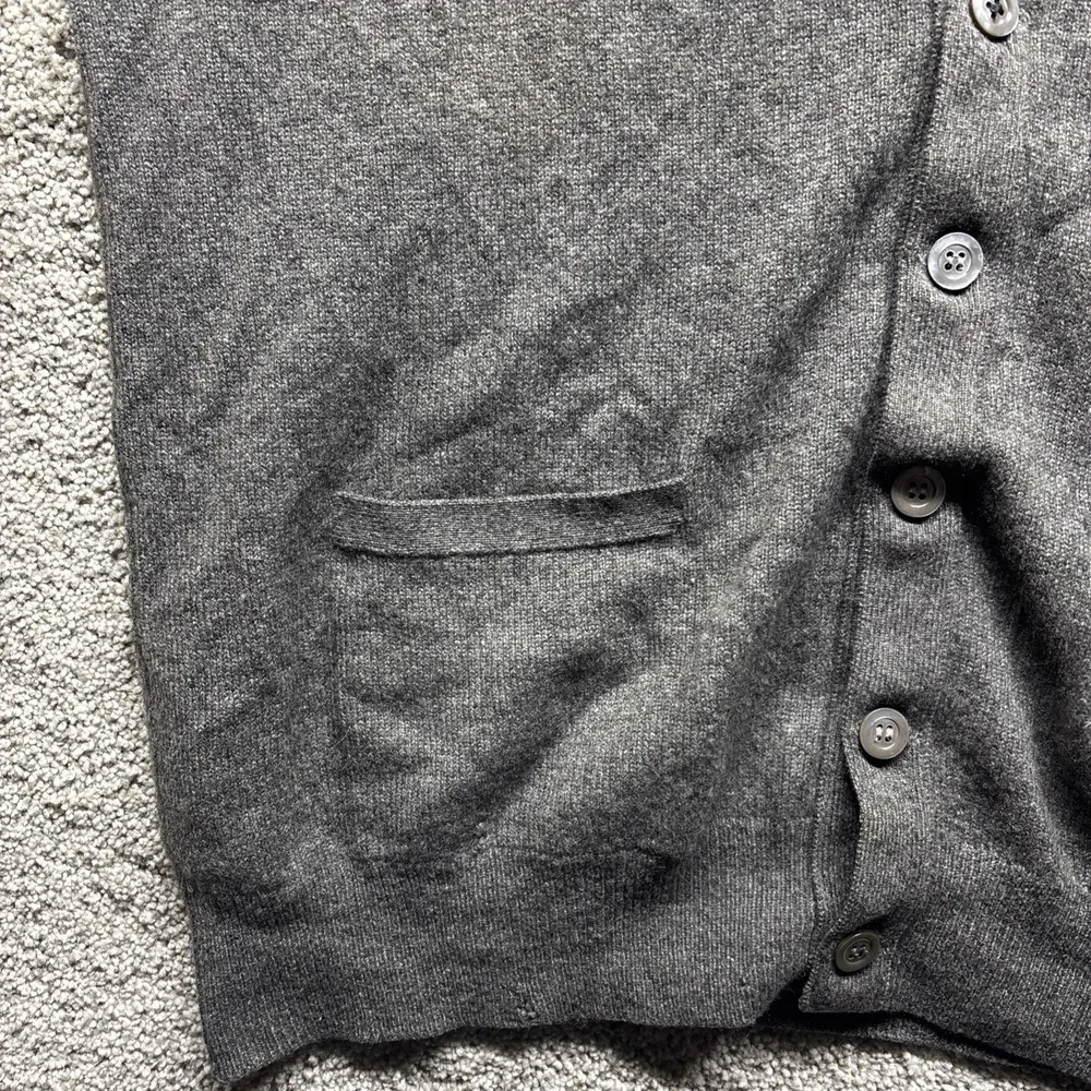 Vintage Neiman Marcus Exclusive 100% Cashmere Cardigan Sz XL Gray Scotland Women